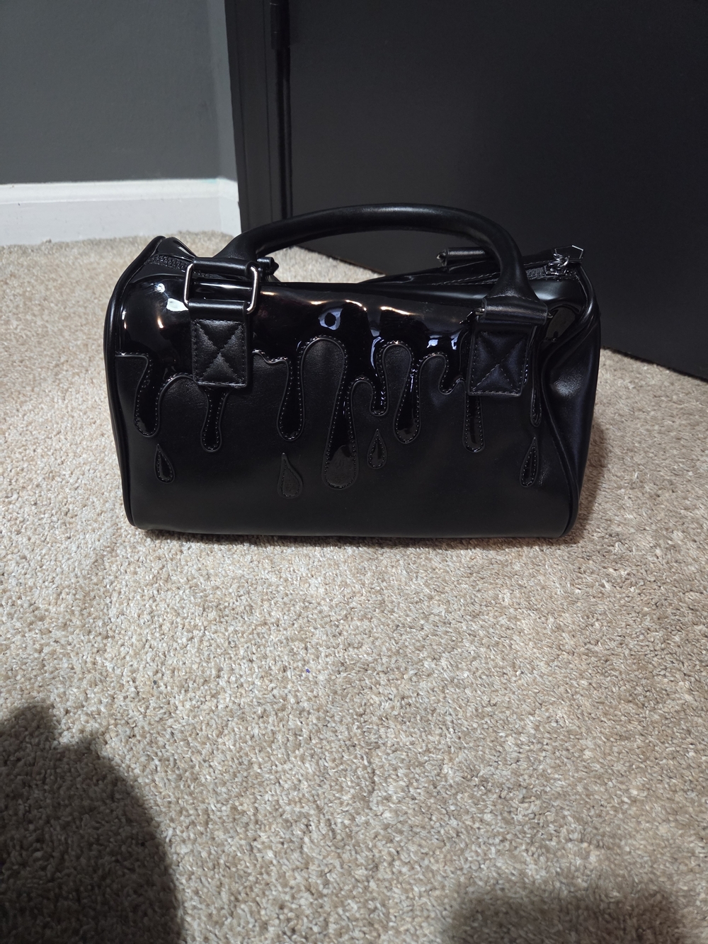 Foxblood Black Oil Slick Handbag - Picture 2 of 4